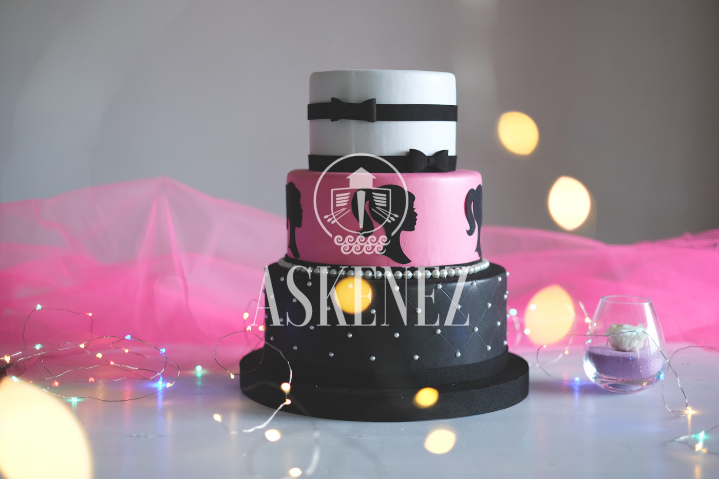 Askenez - ASKENEZ, torte scenografiche, torte finte, cake fake in gomma  crepla